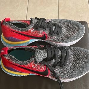 Slightly used Nike epic react sneakers in 5.5Y